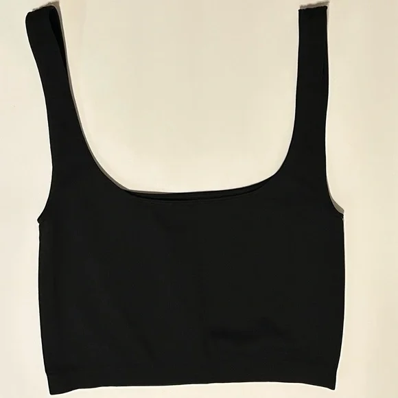 Intimately by Free People Black Cropped Tank Sz XS / S - Picture 2 of 3